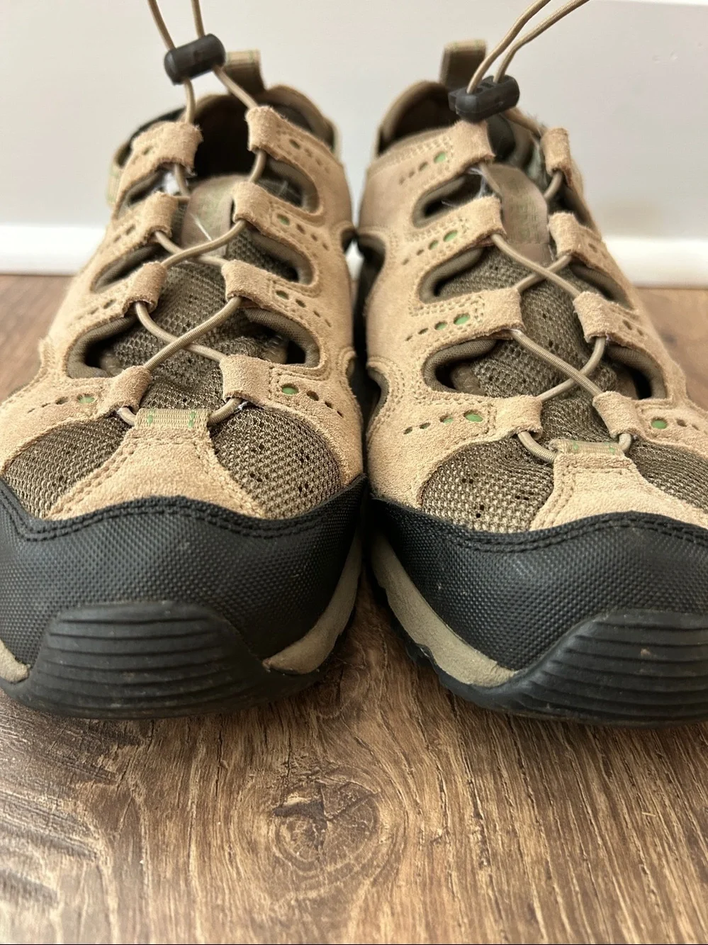 Lands' End Beach Hiking Trekker Shoe Size 9 Tan